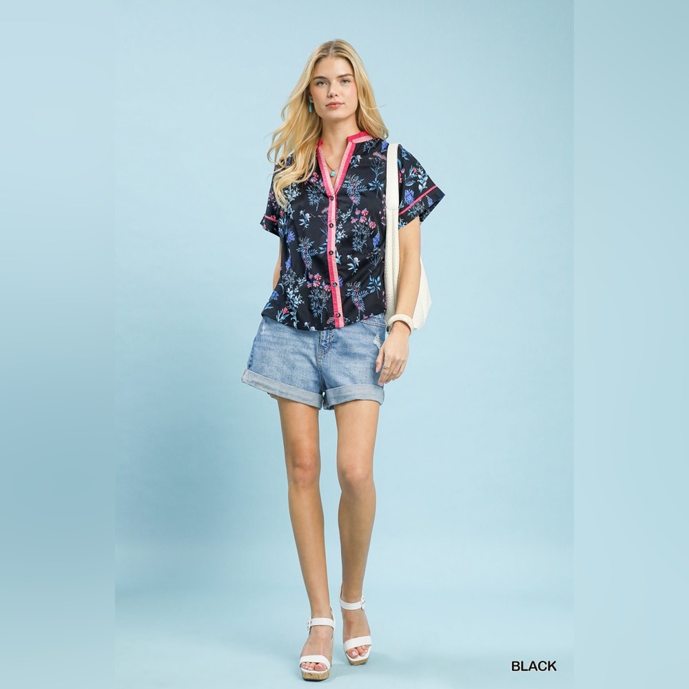 Umgee Botanical Floral Button Front Top - Picture 5 of 6